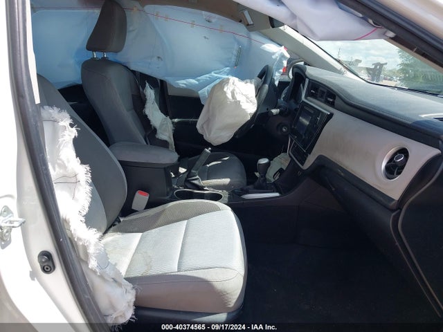 Toyota COROLLA LE 2017 5YFBURHE2HP666389 Image 5