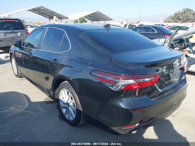 Toyota CAMRY LE 2024 4T1C11AK9RU219962 Image 3