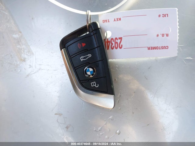 BMW 530e 2022 WBA13AG08NCJ60363 Image 11
