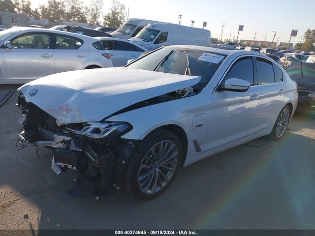 BMW 530e 2022 WBA13AG08NCJ60363 Image 2