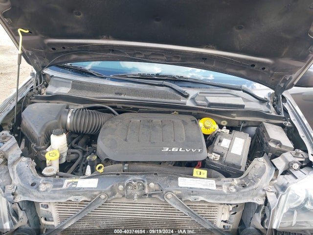 2C4RDGEGXJR239072 Dodge Grand Caravan Gt