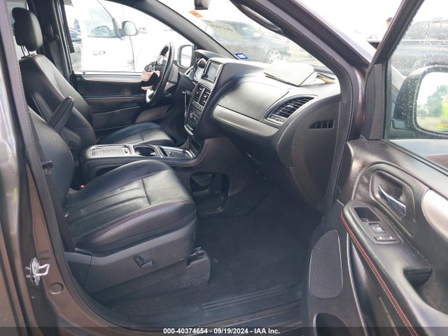 2C4RDGEGXJR239072 Dodge Grand Caravan Gt