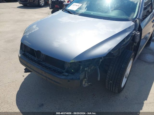 1VWAS7A35FC120204 Volkswagen Passat 1.8t Limited Edition