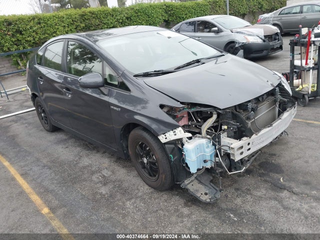 Toyota Prius Two 2015 JTDKN3DU7F0470351 main image
