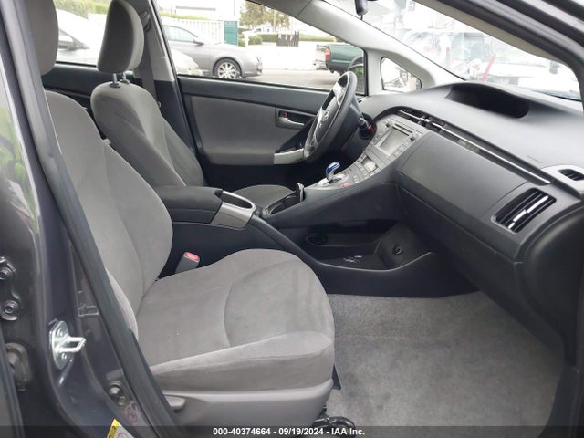 Toyota Prius Two 2015 JTDKN3DU7F0470351 Image 5