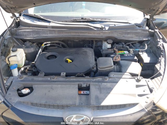 KM8JT3AF5FU064287 Hyundai TUCSON GLS