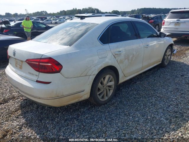 1VWBA7A31JC036803 Volkswagen Passat 2.0t Se
