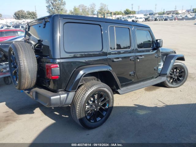 1C4JJXP6XPW651325 Jeep Wrangler 4xe Sahara 4x4