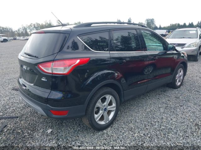1FMCU9GX8GUC81035 Ford ESCAPE SE