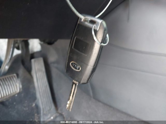 KNDJN2A22F7799717 KIA Soul