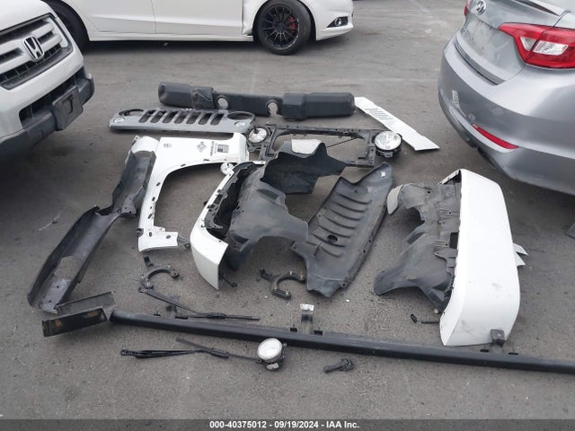 1C4BJWDG7FL637037 Jeep Wrangler Unlimited Freedom Edition