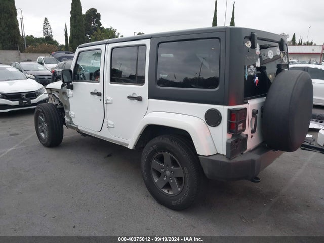 1C4BJWDG7FL637037 Jeep Wrangler Unlimited Freedom Edition