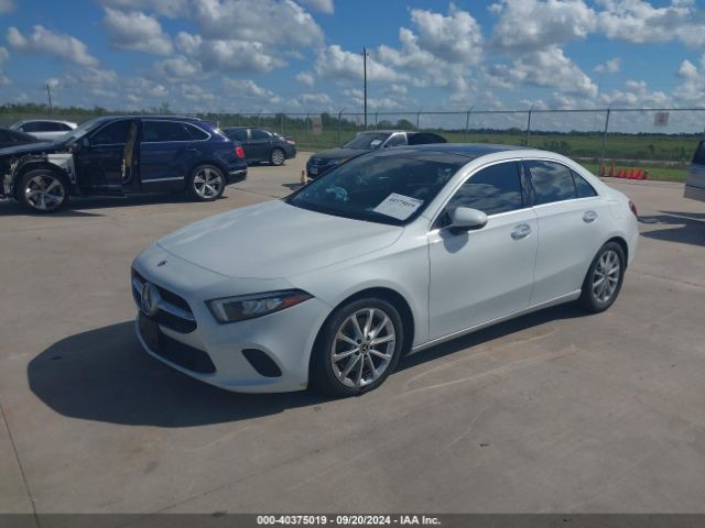 WDD3G4EB4LW042382 Mercedes-Benz A 220