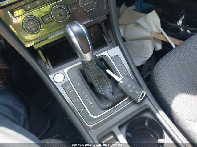 WVWKR7AU5KW916567 Volkswagen E-golf Se