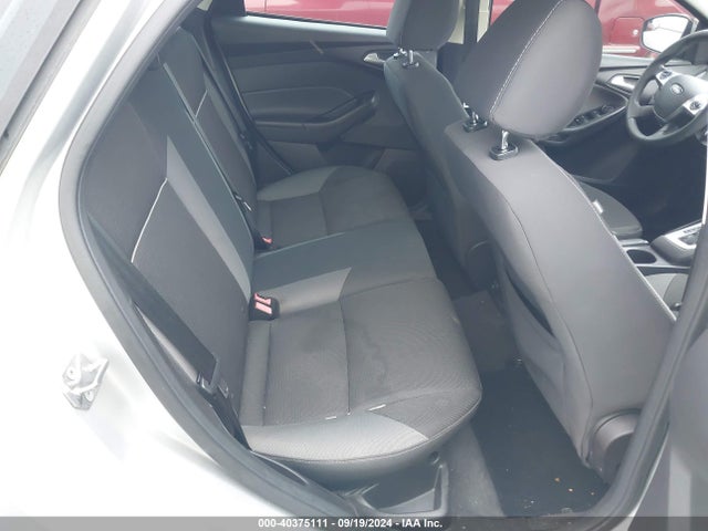 Ford FOCUS SE 2014 1FADP3K2XEL416386 Image 8