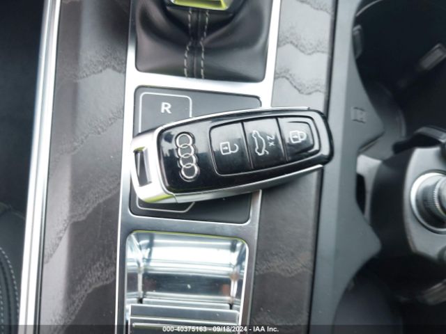 2022 AUDI A6 WAUL2BF29NN011517 Photo 10