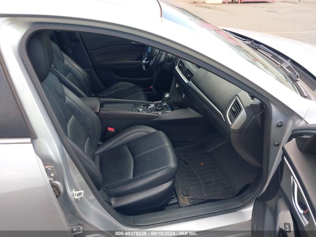 JM1BN1L31J1160650 Mazda Mazda3 Touring