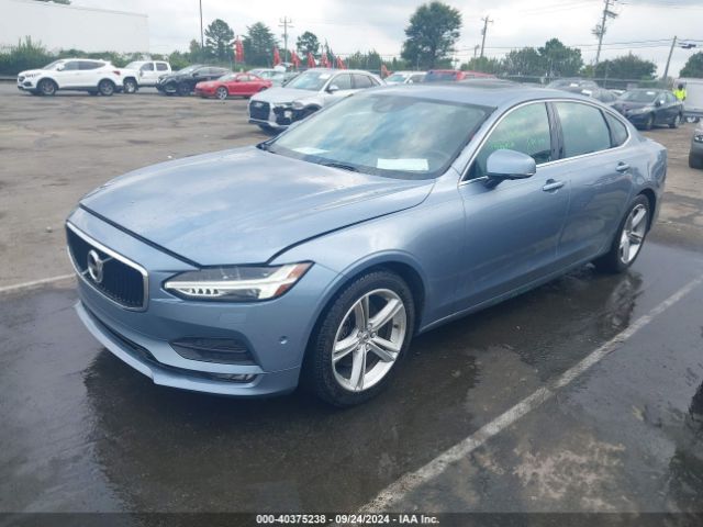 LVY982MK3JP021126 Volvo S90 T5 Momentum