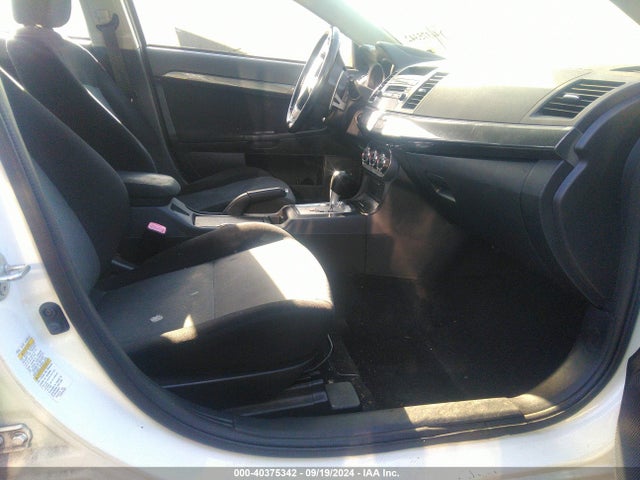 2011 MITSUBISHI LANCER JA32U8FW1BU002177 Photo 4