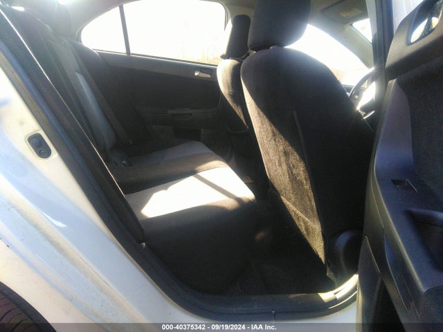 2011 MITSUBISHI LANCER JA32U8FW1BU002177 Photo 7