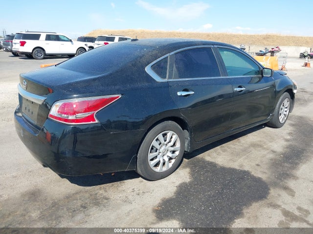 Nissan Altima 2.5 S 2015 1N4AL3AP8FC446371 Image 4