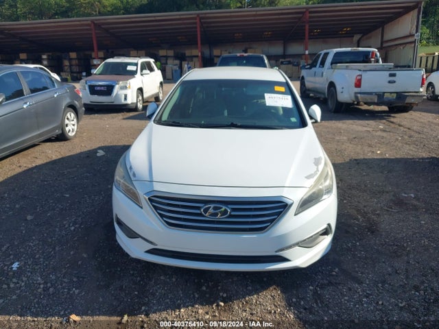 Hyundai SONATA SE 2015 5NPE24AF5FH105588 Image 12