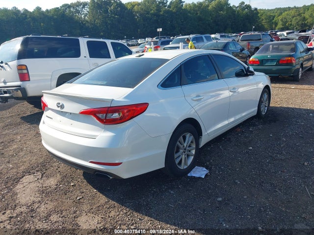 Hyundai SONATA SE 2015 5NPE24AF5FH105588 Image 4