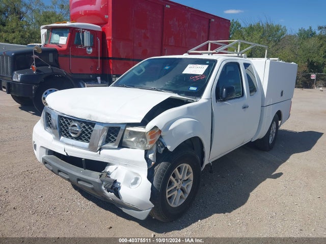 Nissan Frontier Sv 2018 1N6AD0CU0JN766514 Image 2
