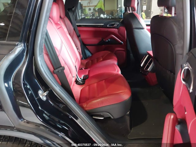 2017 PORSCHE CAYENNE WP1AD2A28HLA83397 Photo 7