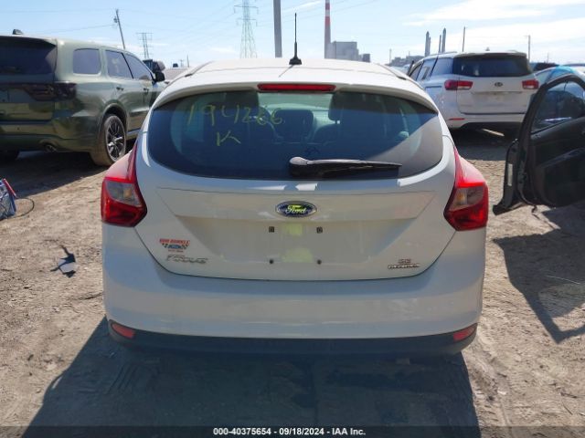 1FADP3K26EL194266 Ford FOCUS SE