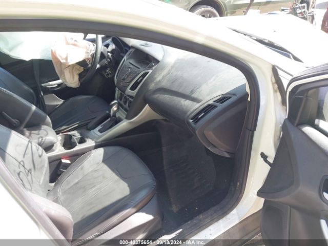 1FADP3K26EL194266 Ford FOCUS SE