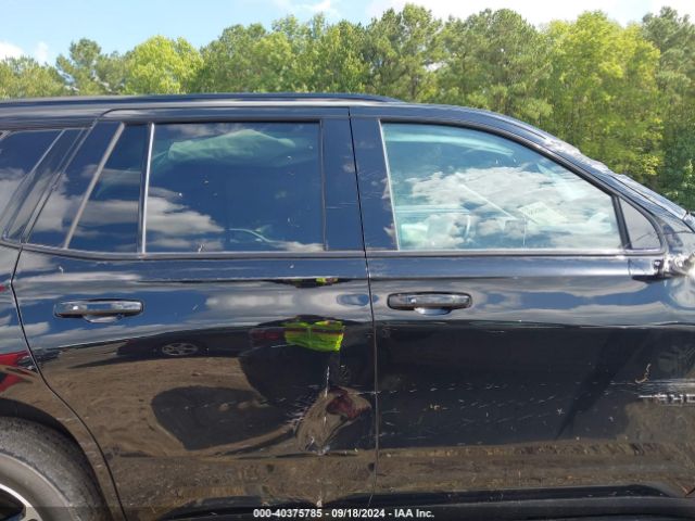 1GNSKRKD4NR299381 Chevrolet Tahoe 4wd Rst