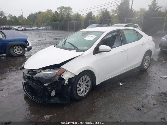 Toyota COROLLA LE 2017 2T1BURHE7HC921764 Image 2