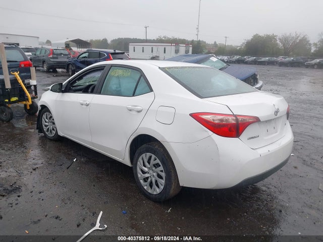 Toyota COROLLA LE 2017 2T1BURHE7HC921764 Image 3