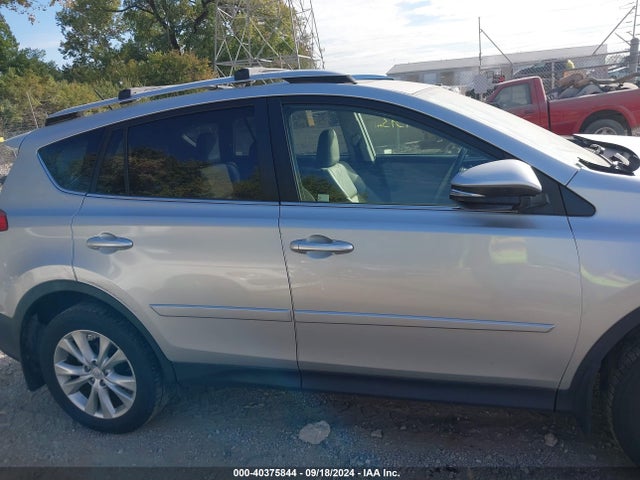 Toyota Rav4 Limited 2015 JTMDFREV3FJ014485 Image 13