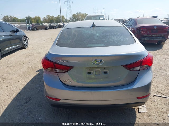 Hyundai ELANTRA SE 2015 5NPDH4AE3FH604553 Image 16
