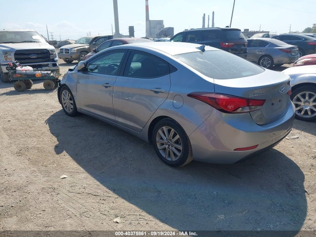 Hyundai ELANTRA SE 2015 5NPDH4AE3FH604553 Image 3