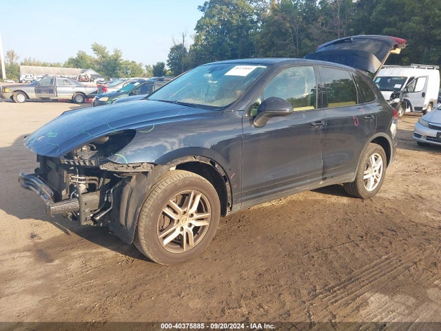 2016 PORSCHE CAYENNE WP1AA2A27GKA11197 Photo 1