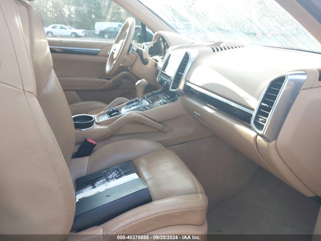 2016 PORSCHE CAYENNE WP1AA2A27GKA11197 Photo 4