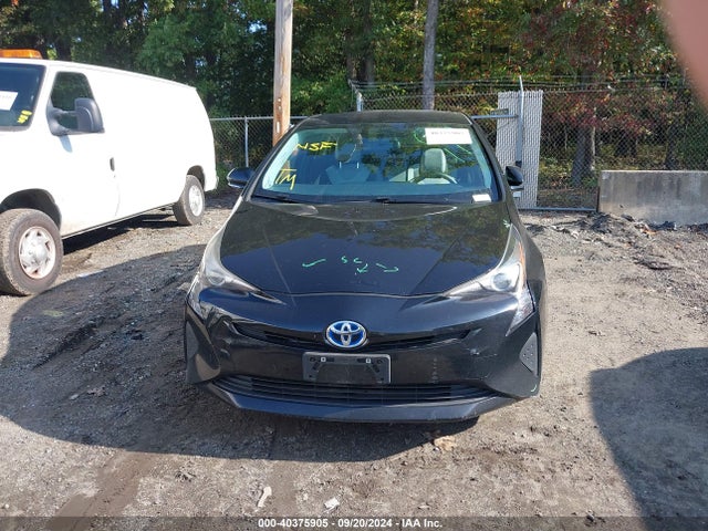 Toyota Prius Two Eco 2016 JTDKARFU1G3023820 Image 12