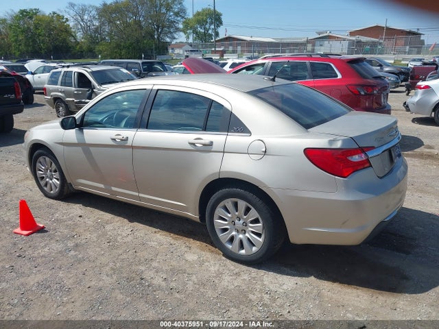 2013 Chrysler 200 Lx მანქანა იყიდება აუქციონზე, vin: 1C3CCBAB3DN760811, აუქციონის ნომერი: 40375951