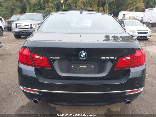 BMW 535i Xdrive 2016 WBA5B3C51GG256431 Image 17