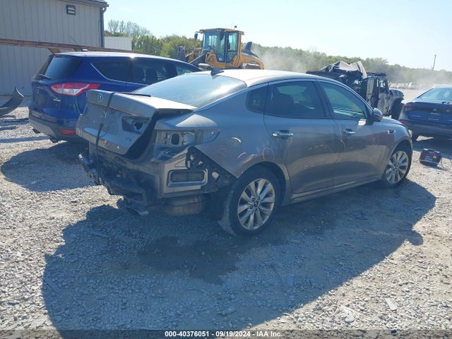KIA OPTIMA EX 2016 5XXGU4L37GG097660 Image 4