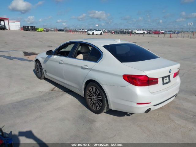 WBAJA5C50KWW18678 BMW 530I
