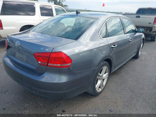 1VWBN7A37EC111384 Volkswagen Passat 2.0l Tdi Se