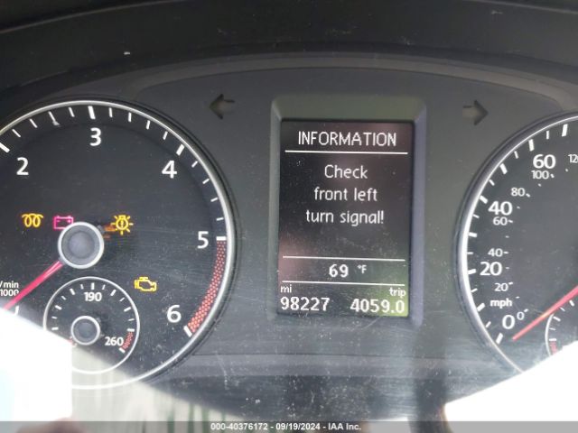 1VWBN7A37EC111384 Volkswagen Passat 2.0l Tdi Se