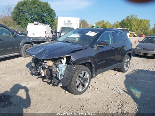 3C4NJDCB0JT209556 Jeep Compass Limited 4x4