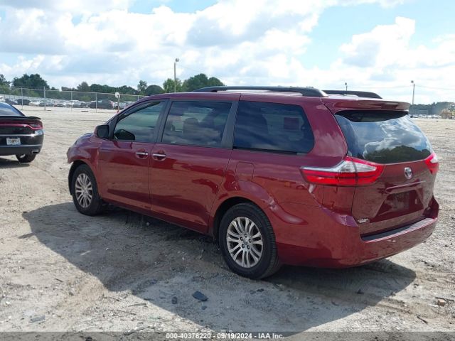 5TDYK3DC9GS727714 Toyota Sienna Xle 8 Passenger