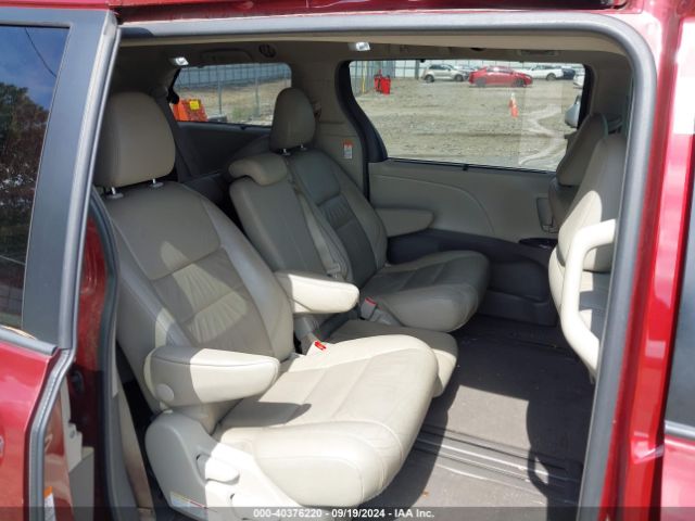 5TDYK3DC9GS727714 Toyota Sienna Xle 8 Passenger
