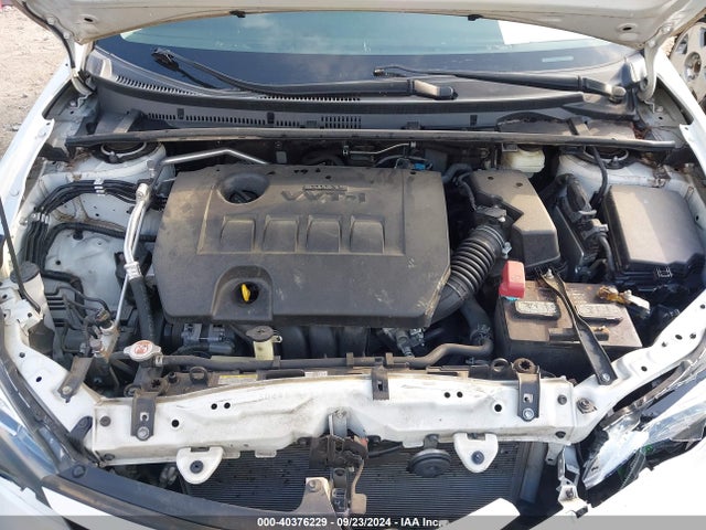 Toyota COROLLA SE 2018 5YFBURHE5JP805808 Image 10